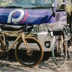 Pneu Vélo Panaracer Gravel King SK 700 - édition Limitée 2022 -Pas Cher Vélo Magasin GravelKingSK Blue Gray Ginger mes