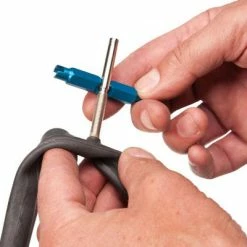 Park Tool Démonte Obus De Valve Presta/Schrader Vélo VC-1 ParkTool -Pas Cher Vélo Magasin demonte obus de valve presta schrader velo vc 1 parktool full 4