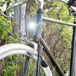 Eclairage Pour Vélo Sans Pile Avant Sur Cadre Nova Reelight -Pas Cher Vélo Magasin eclairage pour velo sans pile avant sur cadre nova reelight full 4