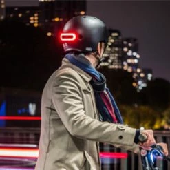 Cosmo Connected Feu Vélo Arrière Connecté Avec Clignotants Cosmo Ride 11 Cosmo Connected Feu Vélo Arrière Connecté Avec Clignotants Cosmo Ride -Pas Cher Vélo Magasin feu velo arriere connecte avec clignotants cosmo ride full 4