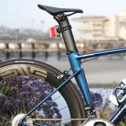Feu Vélo Arrière USB Sur Tige De Selle Sentry Aero 260 NiteRider -Pas Cher Vélo Magasin feu velo arriere usb sur tige de selle sentry aero 260 niterider full 3