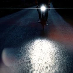 Phare De Vélo Avant USB 400 Lumens Meteor Moon -Pas Cher Vélo Magasin phare velo avant 400 lumens moon meteor