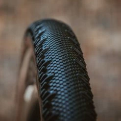 Pneu Vélo Gravel G-One RS Schwalbe 700 Tubeless Easy 7 Pneu Vélo Gravel G-One RS Schwalbe 700 Tubeless Easy -Pas Cher Vélo Magasin pneu g one rs schwalbe 3