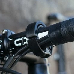 Sonnette Pour Vélo Knog Oi Classic Noire Small -Pas Cher Vélo Magasin sonnette pour velo knog oi classic noire small full 3