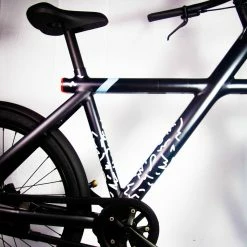 Stickers Réfléchissants Pour Cadre De Vélo Motif Louvre Will B 13 Stickers Réfléchissants Pour Cadre De Vélo Motif Louvre Will B -Pas Cher Vélo Magasin stickers velo will b motif louvre 5